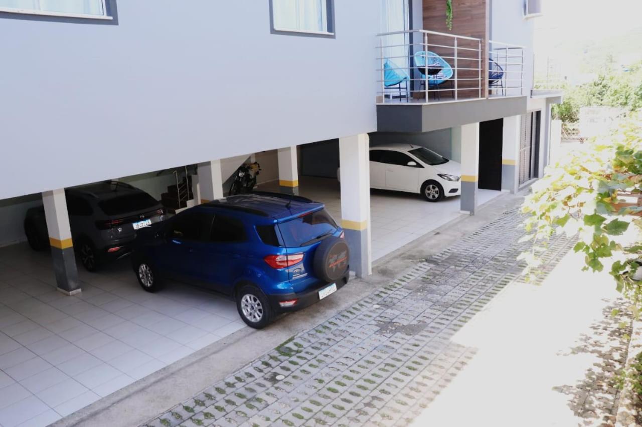 شقة Enseada De Zimbros Residencial بومبينهاس المظهر الخارجي الصورة